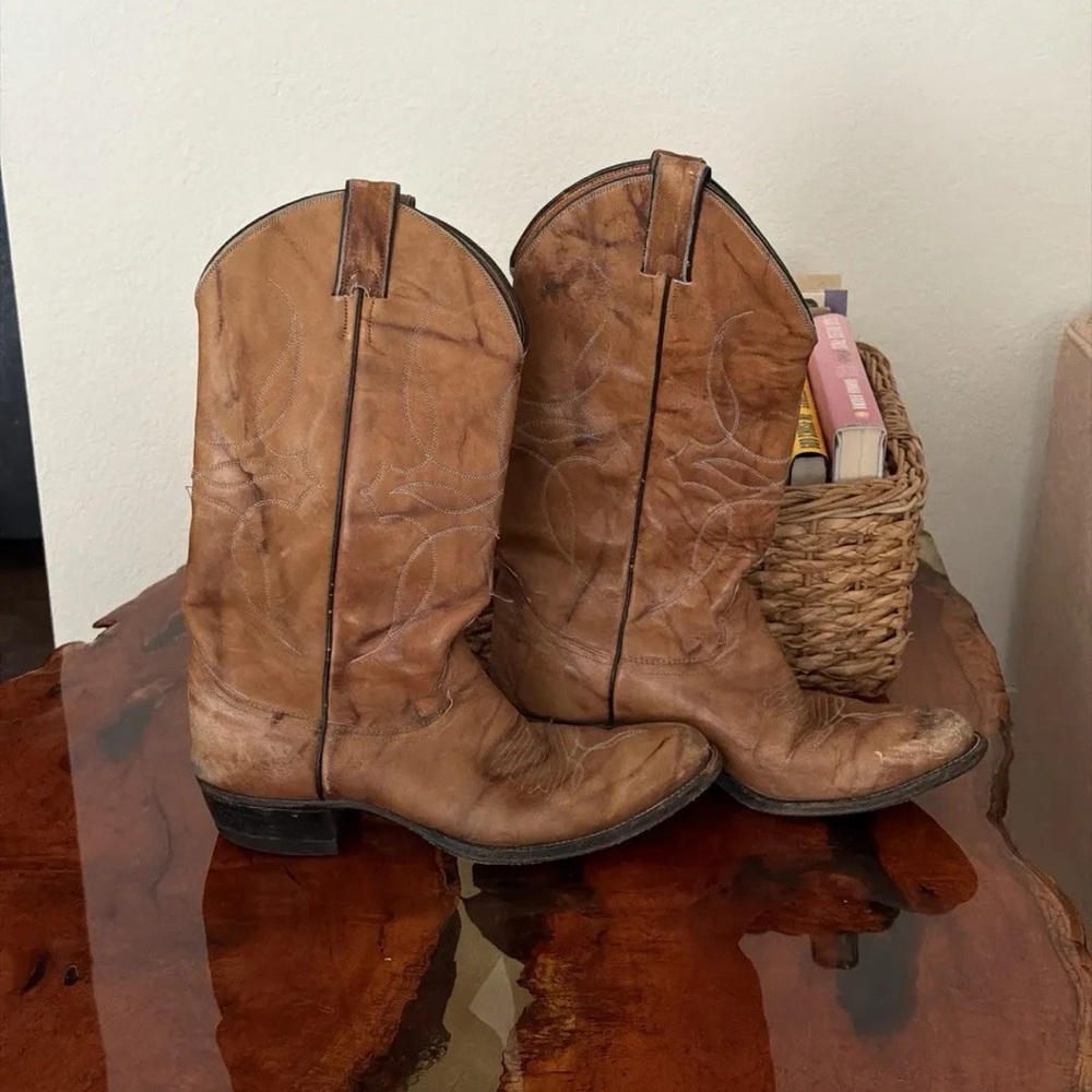 Justin’s Women’s Leather Cowboy Boots